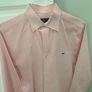 Vineyard Vines men’s large pink button down